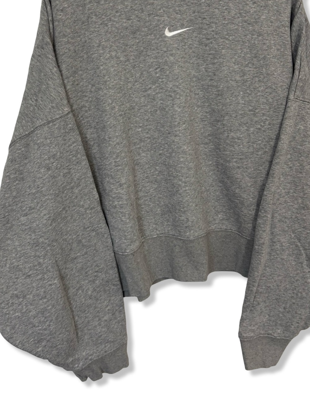 Nike Oversized Cropped Crewneck Sweatshirt - Picture 3 of 4